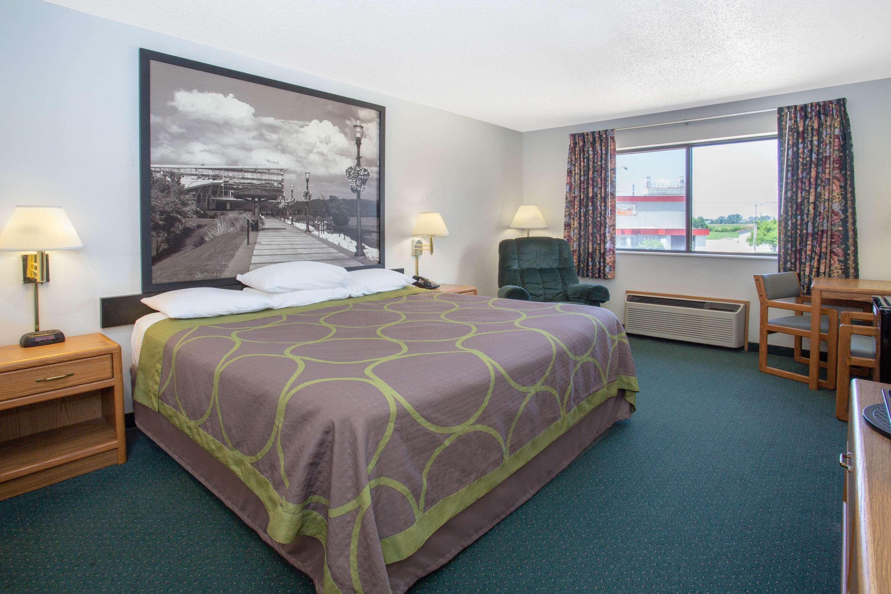 Super 8 By Wyndham Dewitt Hotel Buitenkant foto