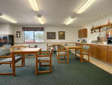 Super 8 By Wyndham Dewitt Hotel Buitenkant foto